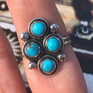 Ladies Vintage Turquoise Ring Sterling Silver
